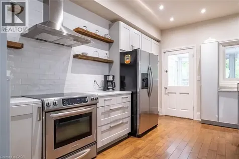 10 Beulah Avenue Hamilton ON L8P 4G9