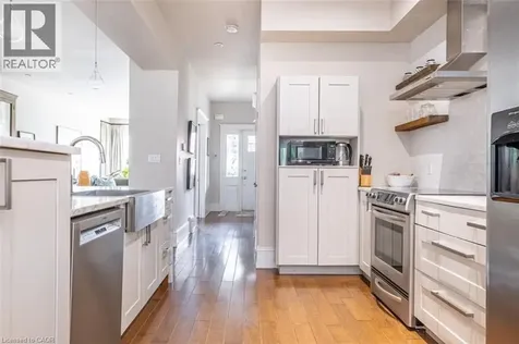 10 Beulah Avenue Hamilton ON L8P 4G9