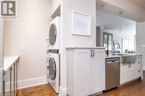 10 Beulah Avenue Hamilton ON L8P 4G9