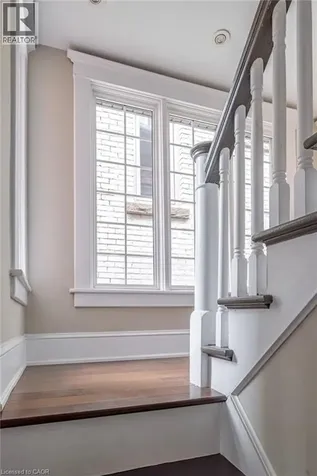 10 Beulah Avenue Hamilton ON L8P 4G9