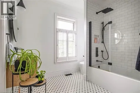 10 Beulah Avenue Hamilton ON L8P 4G9