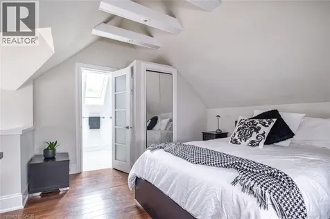 10 Beulah Avenue Hamilton ON L8P 4G9