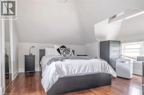 10 Beulah Avenue Hamilton ON L8P 4G9