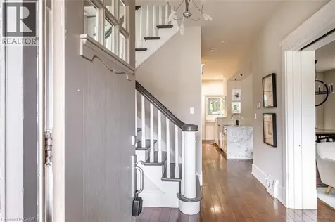 10 Beulah Avenue Hamilton ON L8P 4G9