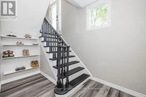 73 Fernbrook Drive Wasaga Beach ON L9Z 1G5