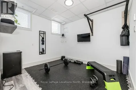 73 Fernbrook Drive Wasaga Beach ON L9Z 1G5
