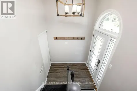 73 Fernbrook Drive Wasaga Beach ON L9Z 1G5