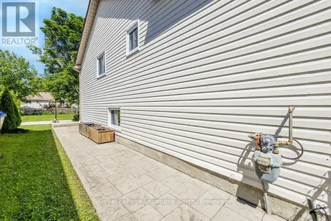 73 Fernbrook Drive Wasaga Beach ON L9Z 1G5