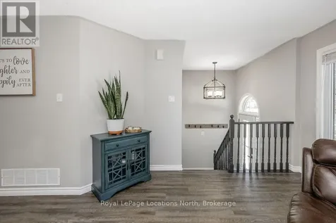 73 Fernbrook Drive Wasaga Beach ON L9Z 1G5