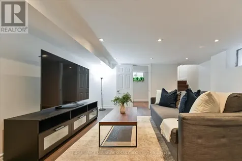 510 Glebeholme Boulevard Toronto (danforth) ON M4C 1V2