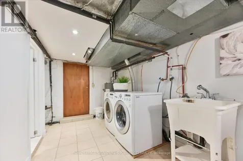 510 Glebeholme Boulevard Toronto (danforth) ON M4C 1V2