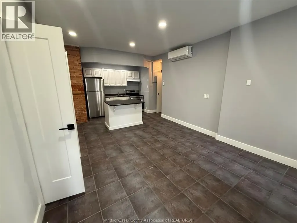 405 Pelissier Windsor ON N9A 4L2