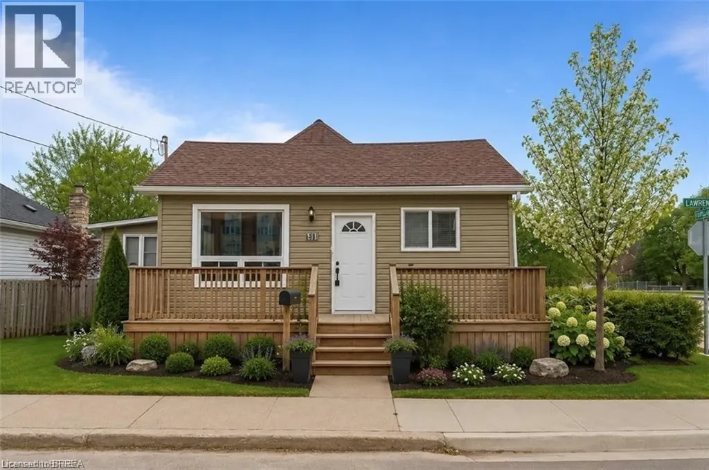 44 Lawrence Street Brantford ON N3R 1A7