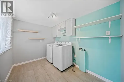44 Lawrence Street Brantford ON N3R 1A7
