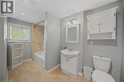 44 Lawrence Street Brantford ON N3R 1A7