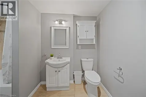44 Lawrence Street Brantford ON N3R 1A7
