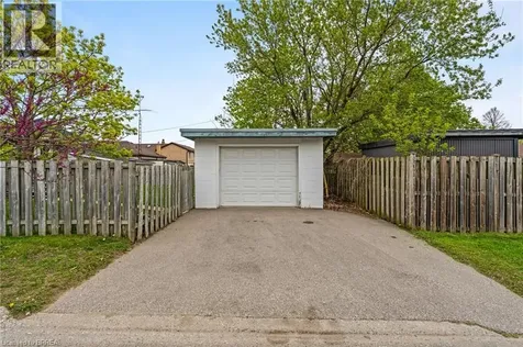 44 Lawrence Street Brantford ON N3R 1A7