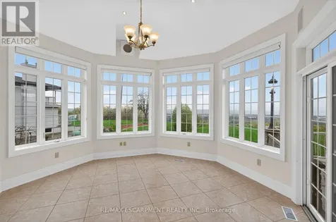 803 Ridge Road Hamilton ON L8J 2Y3
