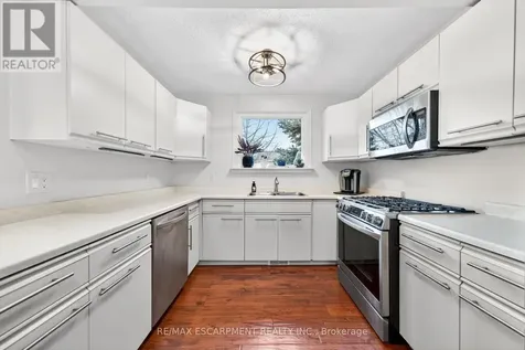 108 Lakeside Drive Haldimand ON N0A 1L0