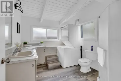 72 Massey Avenue Kitchener ON N2C 1M3