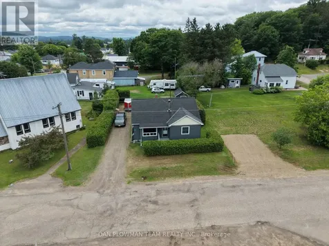 65 Inglis Street Madawaska Valley ON K0J 2M0