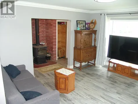 65 Inglis Street Madawaska Valley ON K0J 2M0