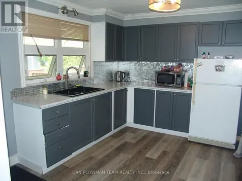 65 Inglis Street Madawaska Valley ON K0J 2M0