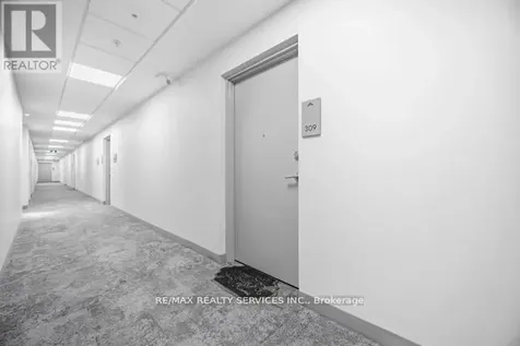 1101 Lackner Place Kitchener ON N2A 0L3