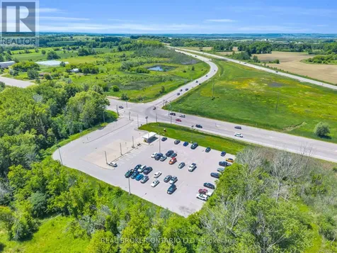 22413 Woodbine Avenue East Gwillimbury ON L4P 3E9