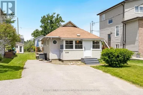 1066 Wood Street Innisfil ON L0L 1K0