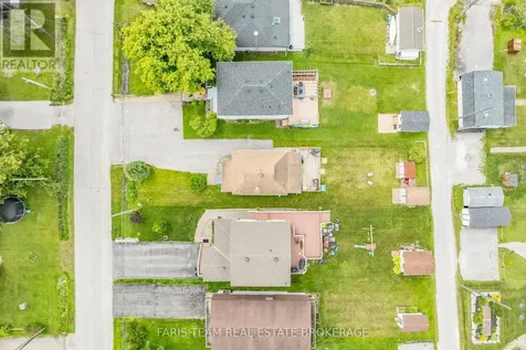 1066 Wood Street Innisfil ON L0L 1K0