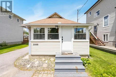 1066 Wood Street Innisfil ON L0L 1K0