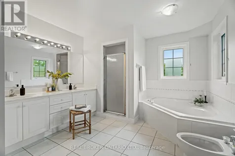 118 Bayview Avenue Georgina (keswick South) ON L4P 2S9