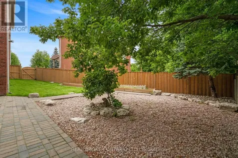 118 Bayview Avenue Georgina (keswick South) ON L4P 2S9