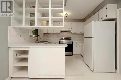 1492 Hillgrove Road Mississauga (clarkson) ON L5J 3M1