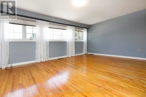 1492 Hillgrove Road Mississauga (clarkson) ON L5J 3M1