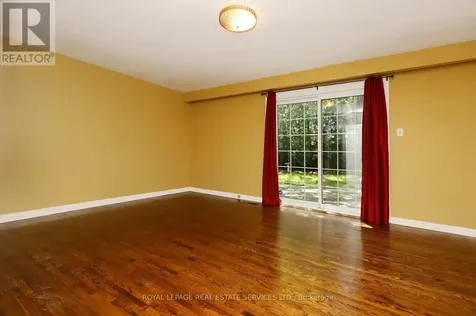 1492 Hillgrove Road Mississauga (clarkson) ON L5J 3M1