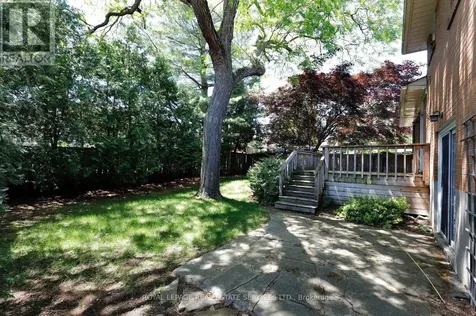 1492 Hillgrove Road Mississauga (clarkson) ON L5J 3M1