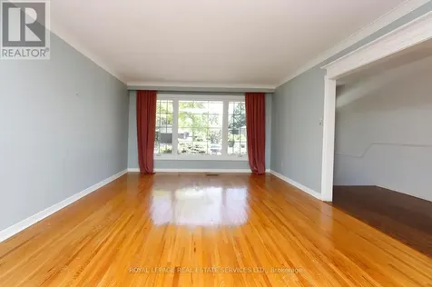 1492 Hillgrove Road Mississauga (clarkson) ON L5J 3M1