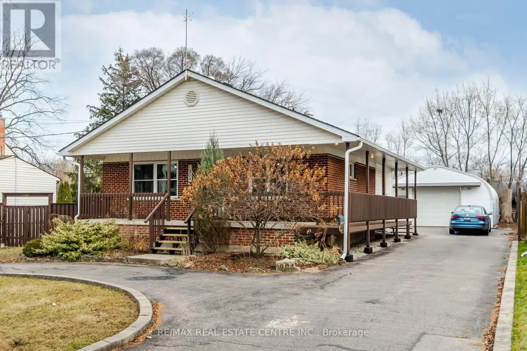 1904 Balsam Avenue Mississauga (clarkson) ON L5J 1L2