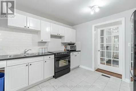1904 Balsam Avenue Mississauga (clarkson) ON L5J 1L2