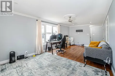1904 Balsam Avenue Mississauga (clarkson) ON L5J 1L2
