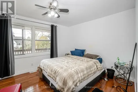 1904 Balsam Avenue Mississauga (clarkson) ON L5J 1L2