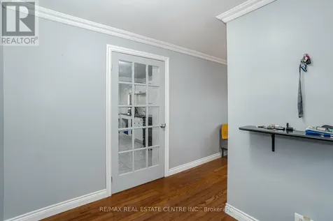 1904 Balsam Avenue Mississauga (clarkson) ON L5J 1L2