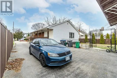 1904 Balsam Avenue Mississauga (clarkson) ON L5J 1L2