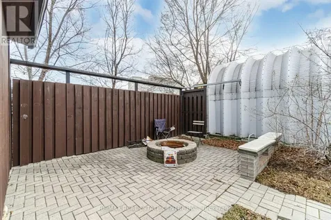 1904 Balsam Avenue Mississauga (clarkson) ON L5J 1L2