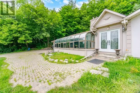 685 King Street Caledon ON L7C 0S4