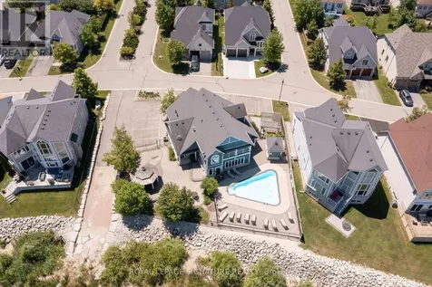 20 Starboard Circle Wasaga Beach ON L9Z 0E9