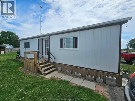 8-10 Henry Street Wallaceburg ON N8A 1C3