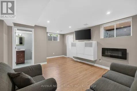 4223 Kelly Farm Drive Ottawa ON K1T 0A5